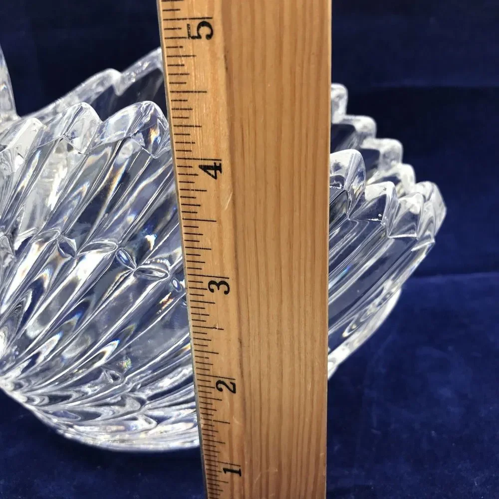Gloria Vanderbilt Crystal Glass‎ Swan Candy Dish Bowl Signed